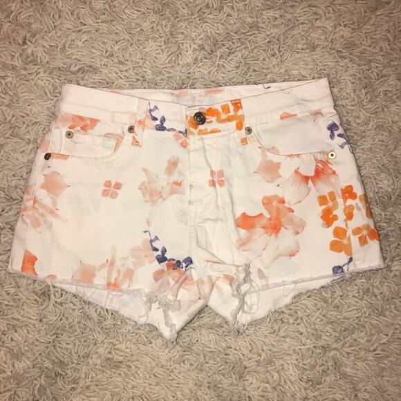 7 For All Mankind Women's Floral Cut Off Shorts - Picture 4 of 7